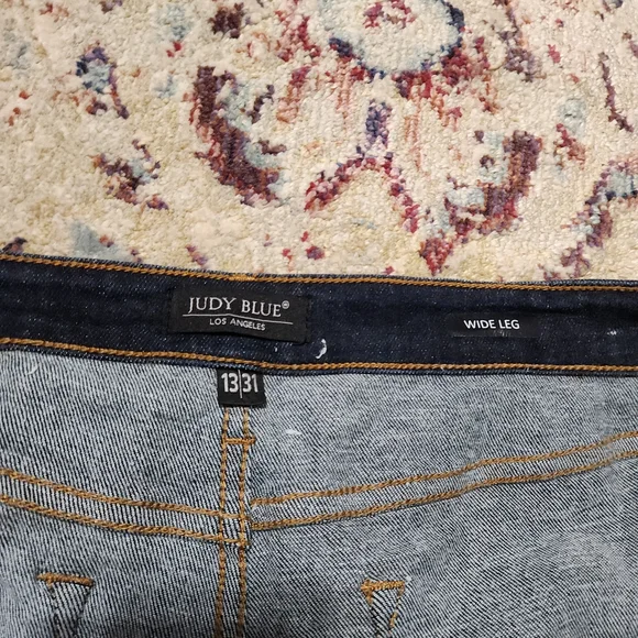 Sold - Judy Blue Dark Wash Raw Hem High Rise Wide Leg Jeans Size 13 / 31 - Picture 5 of 13